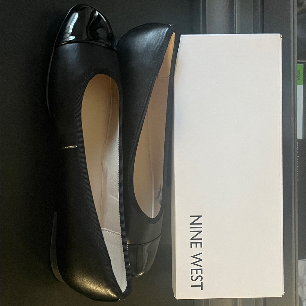 New Nine West Teland Women's Captoe Black Ballet Flats 8